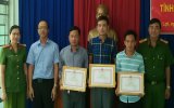Khen thưởng CLB Phòng chống tội phạm phường Phú Lợi