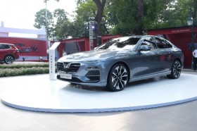 VinFast công bố lộ trình điều chỉnh giá bán xe năm 2019