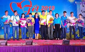 Liên đoàn lao động Dầu Tiếng: Chăm lo tết chu đáo cho đoàn viên, người lao động