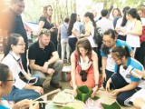 Sinh viên nước ngoài ấn tượng tết Việt