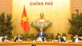 越南政府总理阮春福主持召开政府1月份例行会议