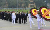 越南共产党建党89周年：越南党和国家领导人拜谒胡志明主席陵