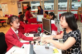 Các ngân hàng tăng cường thu hút vốn tại chỗ