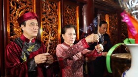 2019年缅怀各位雄王敬香仪式今天隆重举行