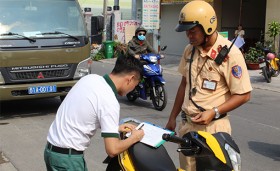 Để phố phường bình yên...