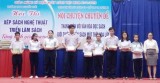 Trường THPT Nguyễn Trãi (TX.Thuận An): Thi xếp sách nghệ thuật, nói chuyện chuyên đề Thanh niên với văn hóa đọc