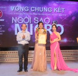 Châu Uyên Minh đoạt giải nhất Hội thi Người dẫn chương trình Bình Dương