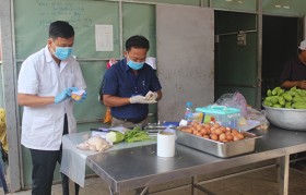 Quan tâm bảo đảm an toàn thực phẩm