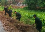 Forces released to dredge canals and clear the flow in Thuan An Town