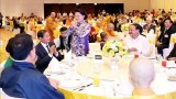 越南国会主席阮氏金银设宴招待出席2019年联合国卫塞节的国际代表