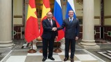 越南政府总理阮春福与俄罗斯总理梅德韦杰夫举行会谈