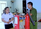 Thị đoàn Bến Cát: Tập huấn kỹ năng phòng cháy chữa cháy