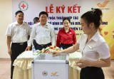 Hội Chữ thập đỏ và Bưu điện tỉnh: Ký kết chương trình phối hợp và khai trương thùng quỹ từ thiện
