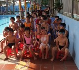 TX.Bến Cát: Khai giảng lớp dạy bơi hè miễn phí cho trẻ em nghèo, khó khăn