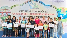 “我爱河内——和平之城”国际绘画比赛吸引近300名少年儿童参赛