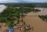 Indonesia: thousands evacuated due to floods