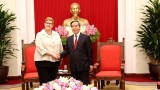 越共中央经济部部长阮文平会见澳大利亚外交部长