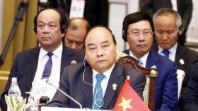 越南政府总理阮春福出席第34届东盟峰会全体会议