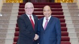 越南政府总理阮春福会见澳大利亚驻越南大使