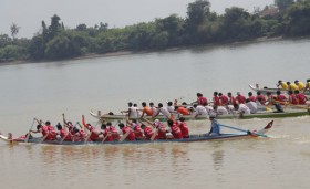 Về Tân Uyên thưởng ngoạn sông nước, vườn cây...