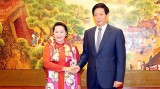 越南国会主席同中国全国人大常委会委员长举行会谈