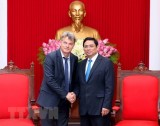 French Communist Party delegation welcomed in Hanoi