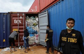Indonesia tightens imports of plastic waste