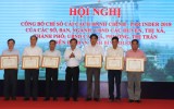 Khen thưởng 21 tập thể có thành tích tốt trong công tác CCHC