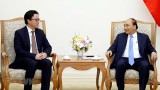 越南政府总理阮春福会见柬埔寨驻越南大使