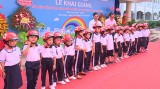 Ceremony offering helmets to first graders held