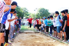 Xây dựng sân chơi giải trí cho công nhân lao động