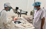 Phú Giáo: 10 bệnh nhân nghèo được phẫu thuật mắt miễn phí
