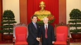 越共中央总书记、国家主席阮富仲会见柬埔寨人民党主席、政府首相洪森