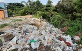 Bãi rác thải trong lòng thành phố