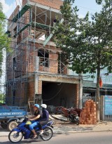 “Mập mờ” chỉ giới xây dựng trên đường Hồ Văn Cống