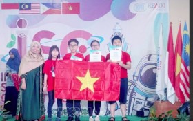 越南学生在国际学科竞赛上荣获4枚金牌