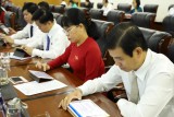 平阳省人民议会的会议第一次应用“无纸化会议”软件