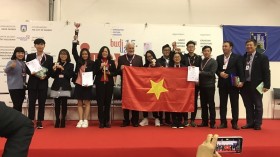 2019年INOVA国际发明比赛：越南学生代表团荣获特别奖杯和金牌