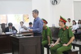 Vụ án ông Nguyễn Hồng Khanh, nguyên Bí thư thị xã Bến Cát: Xét hỏi bị cáo Hùng và bị cáo Lộc trong phần tranh luận