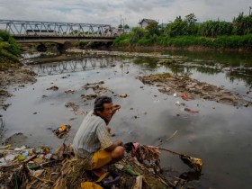 Indonesia: 98 percent of rivers polluted