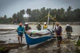 Typhoon Phanfone wreaks havoc in Philippines on Christmas