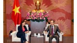 越南国会副主席冯国显会见匈牙利执政党“匈牙利公民联盟” 代表团