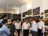 Lãnh đạo tỉnh khảo sát làng nghề Sơn mài truyền thống Tương Bình Hiệp