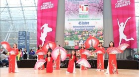 越德建交45周年纪念文化节