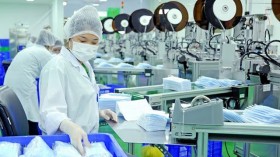 越南将抗菌布料应用于口罩生产