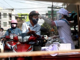 Toàn dân Việt Nam chung sức chống dịch COVID-19