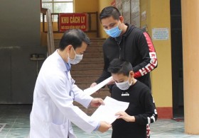 Thêm 12 bệnh nhân mắc COVID-19 ở Việt Nam được công bố khỏi bệnh