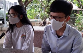 Cả lớp tình nguyện đi chống dịch