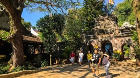 岘港市部分旅游景点免费开放 推出许多优惠旅游线路