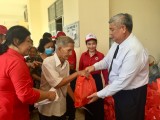 Hội Chữ thập đỏ tỉnh Bình Dương: Phối hợp trao tặng quà cho 737 địa chỉ nhân đạo